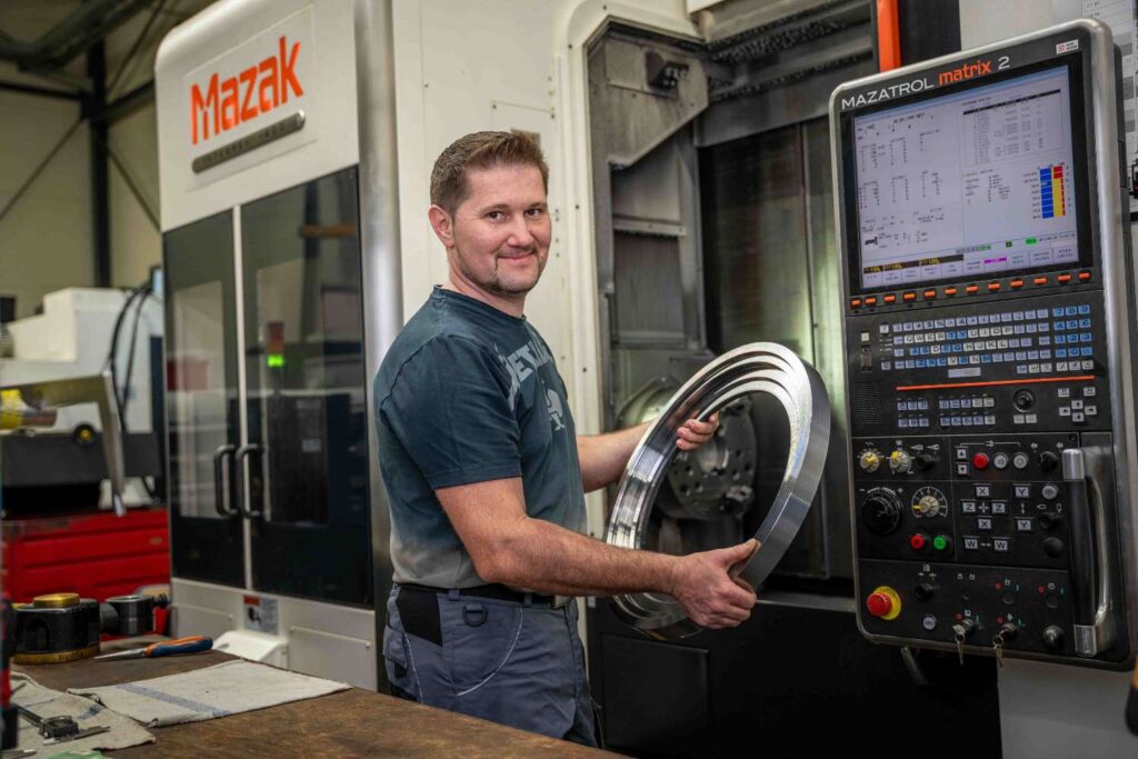 Startseite 27 stengelin 1 Stengelin GmbH Metallbearbeitung